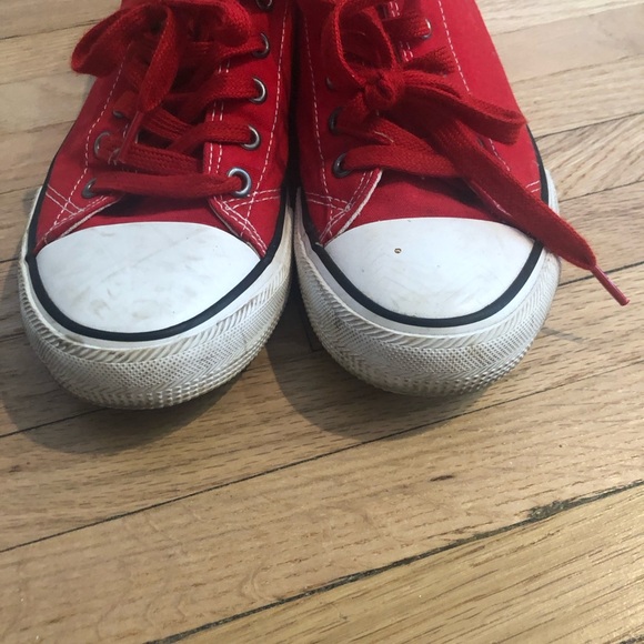 Great red shoes size US 8 - Picture 7 of 7